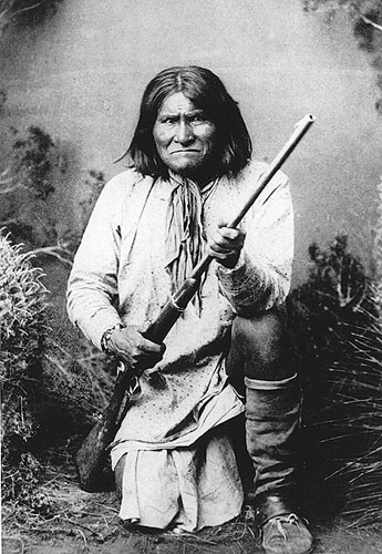 apache indians history